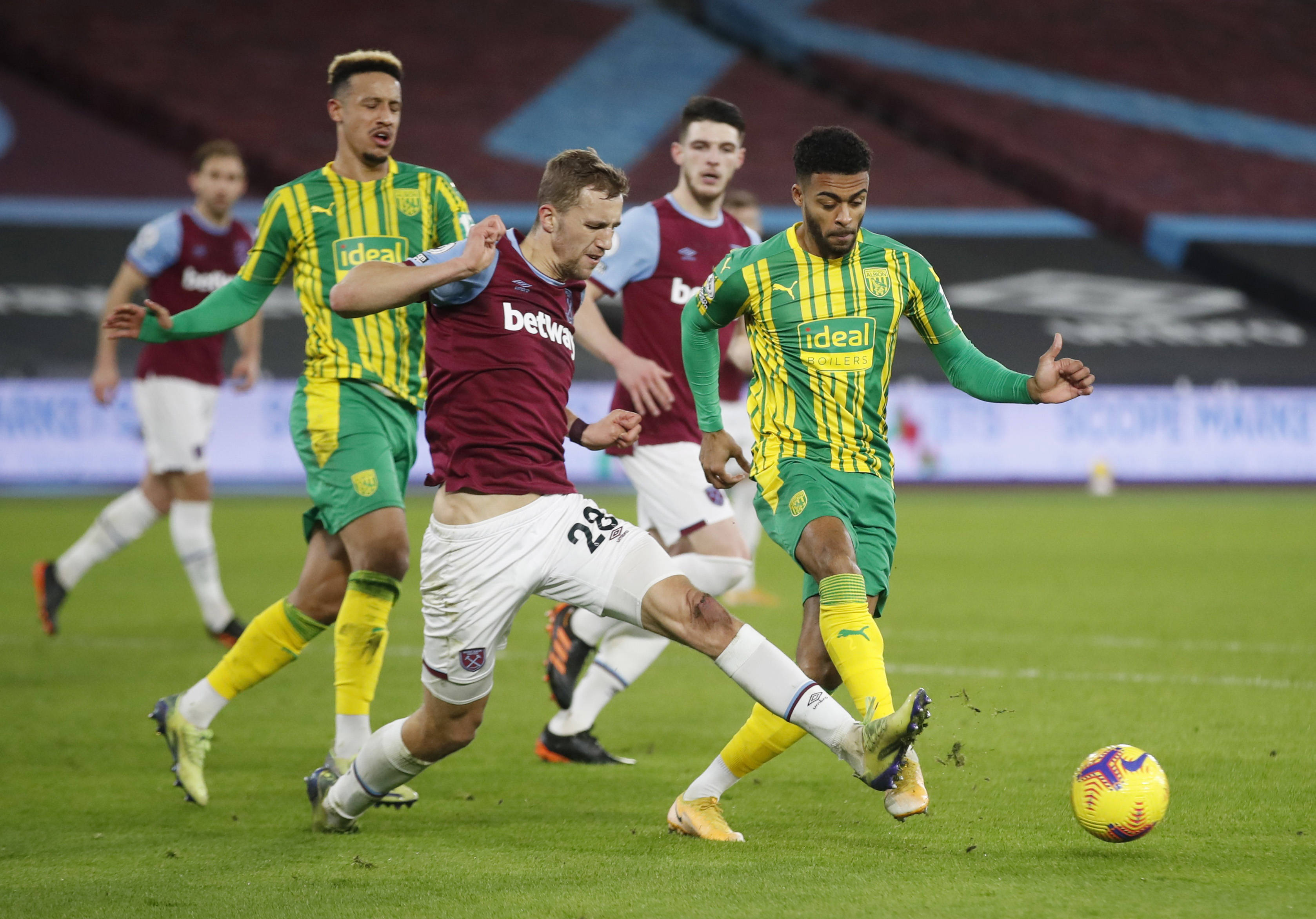 达的绯闻更 达的绯闻更